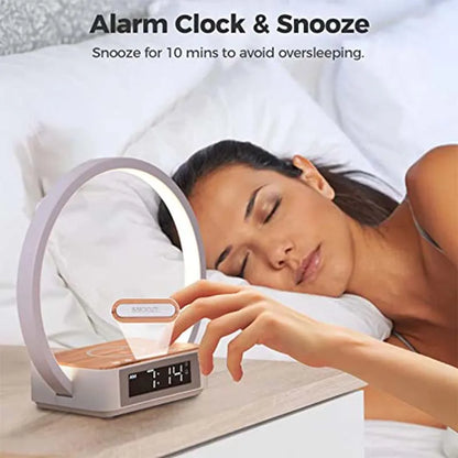 🌟✨ Presentamos la Lámpara Nocturna Multifuncional, reloj despertador Digital, altavoz, cargador inalámbrico,  LED MERRYHOME 🌟✨